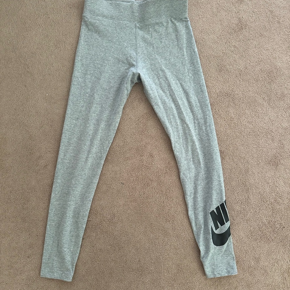 Nike leggings